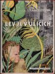 Lev je v ulicích - náhled